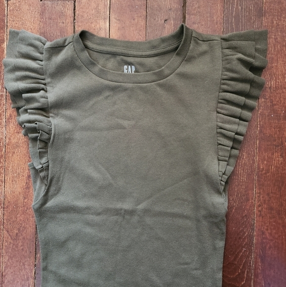 NWOT GAP Ribbed Flutter Sleeve Top – Size XS (Olive Night) - Picture 2 of 5